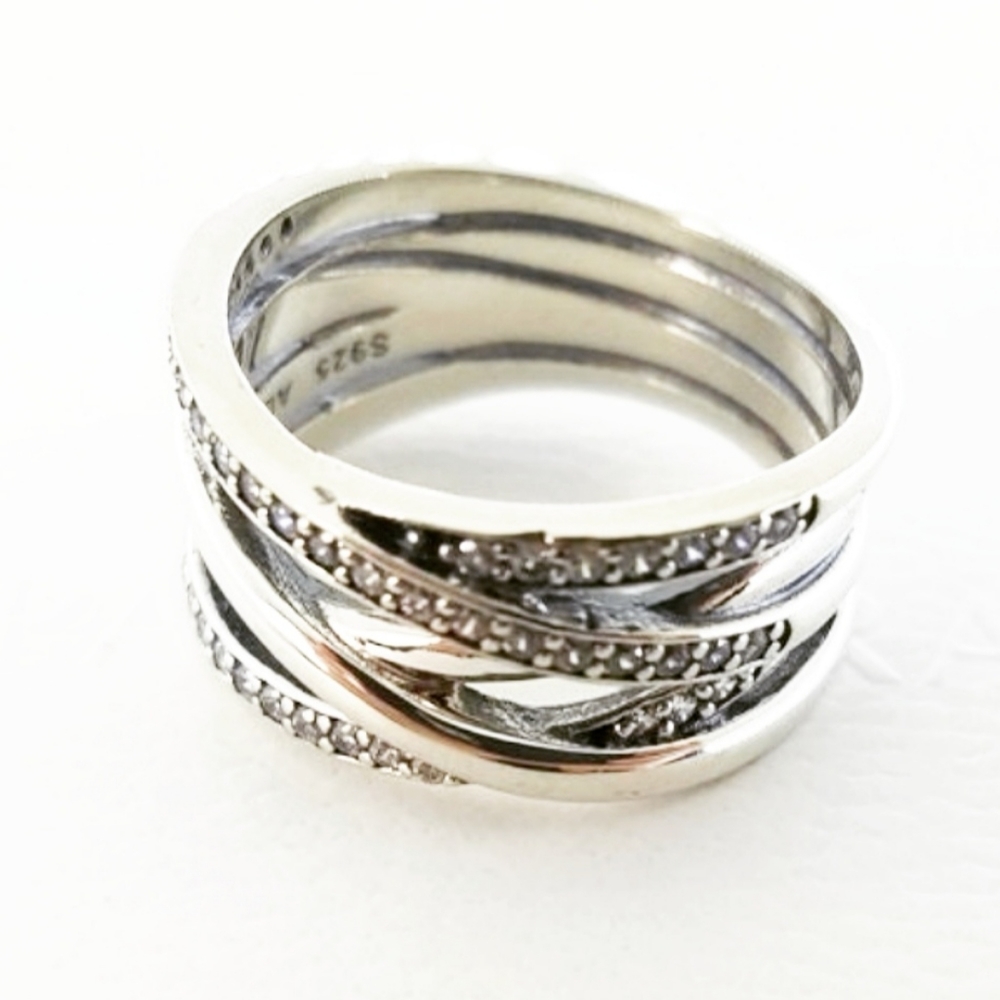 BRAND NEW Pandora ring " Sparkling published lines " size 7 - Picture 11 of 15